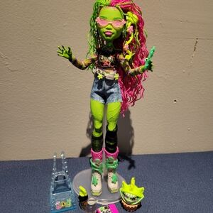 Monster High Venus McFlytrap Doll